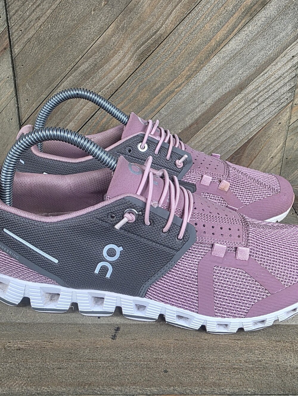 On Running Cloud 5 Womens Athletic Running Shoes Size 8 Charcoal Rose Cloudtec.